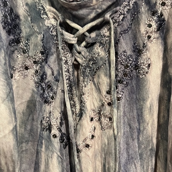 Advance Plus Size Boho Blouse Sequins Flutter Sleeves - Picture 7 of 10